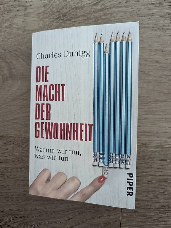 Libri: Die Macht der Gewohnheit  – Usato da Hilterfingen venduto da tum_56l6