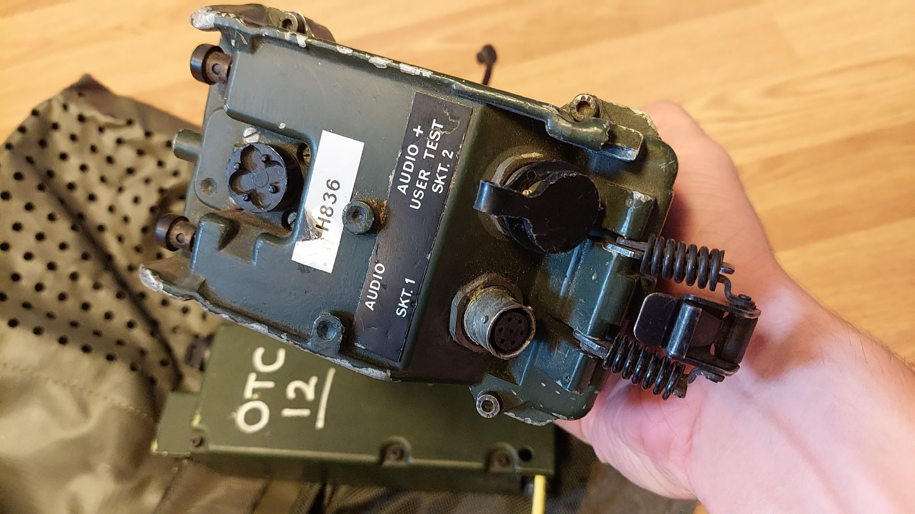Radiocomunicazione: Militär Funkgerät RT-351/PRC-77 Set – Usato da Meilen venduto da bernhardundbianca 1
