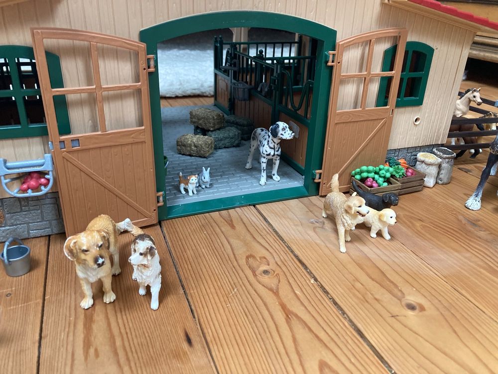  Schleich Pferdehof mit ganz viel Zubehör 