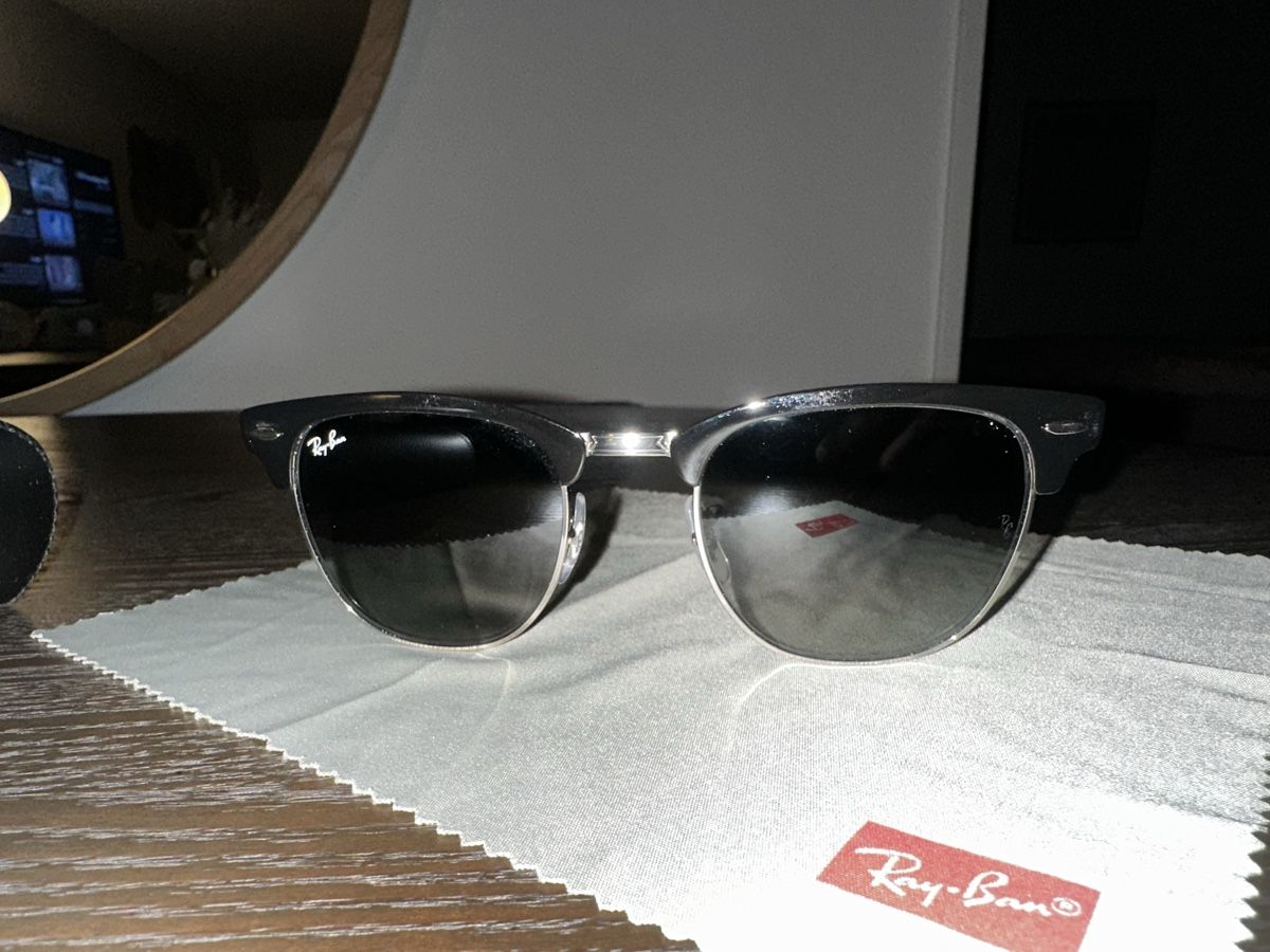 Ray-Ban Brillen & Gläser: Ray-Ban Sonnenbrille - Schwarz  – Gebraucht aus Bern von XXM38