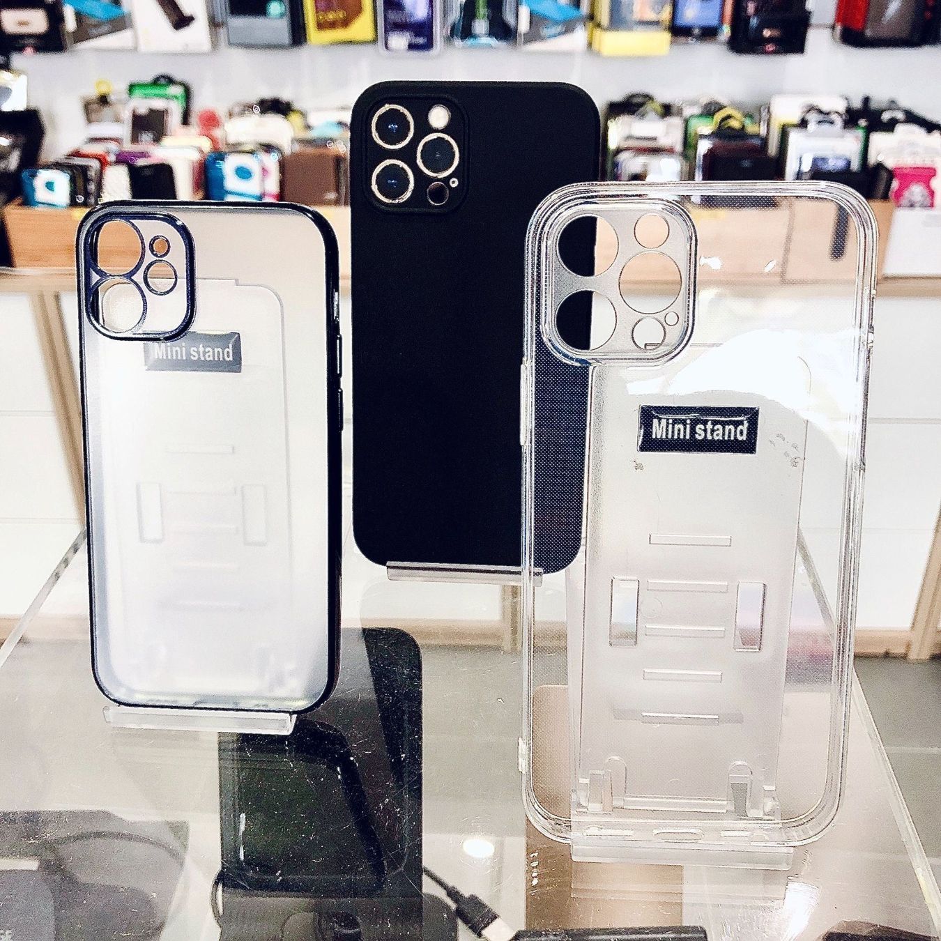 Covers & Schutzfolien: Coque iPhone 12 pro Max solid petit trou – Neu und originalverpackt aus Morges von DigiAC 7