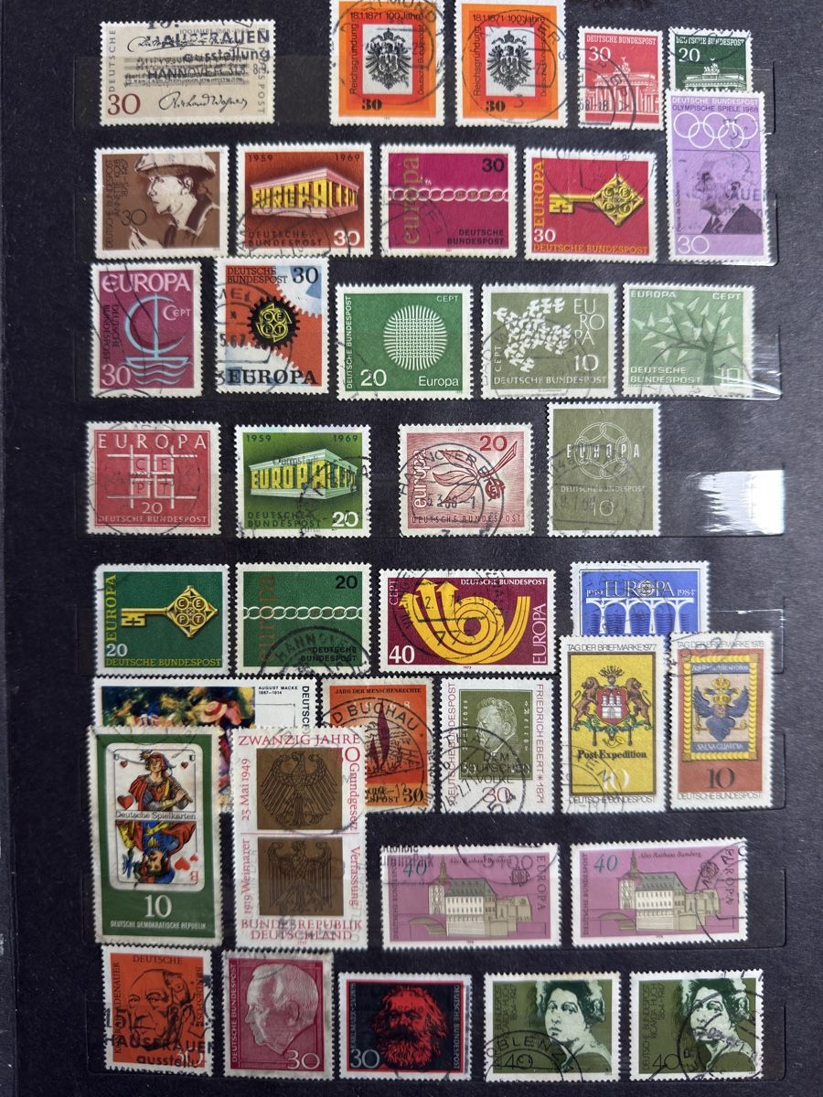 Alben: Briefmarken Sammlung 4/4 - vorwiegend Deutschland – Gebraucht aus Vaz/Obervaz von rea_w8cv 1