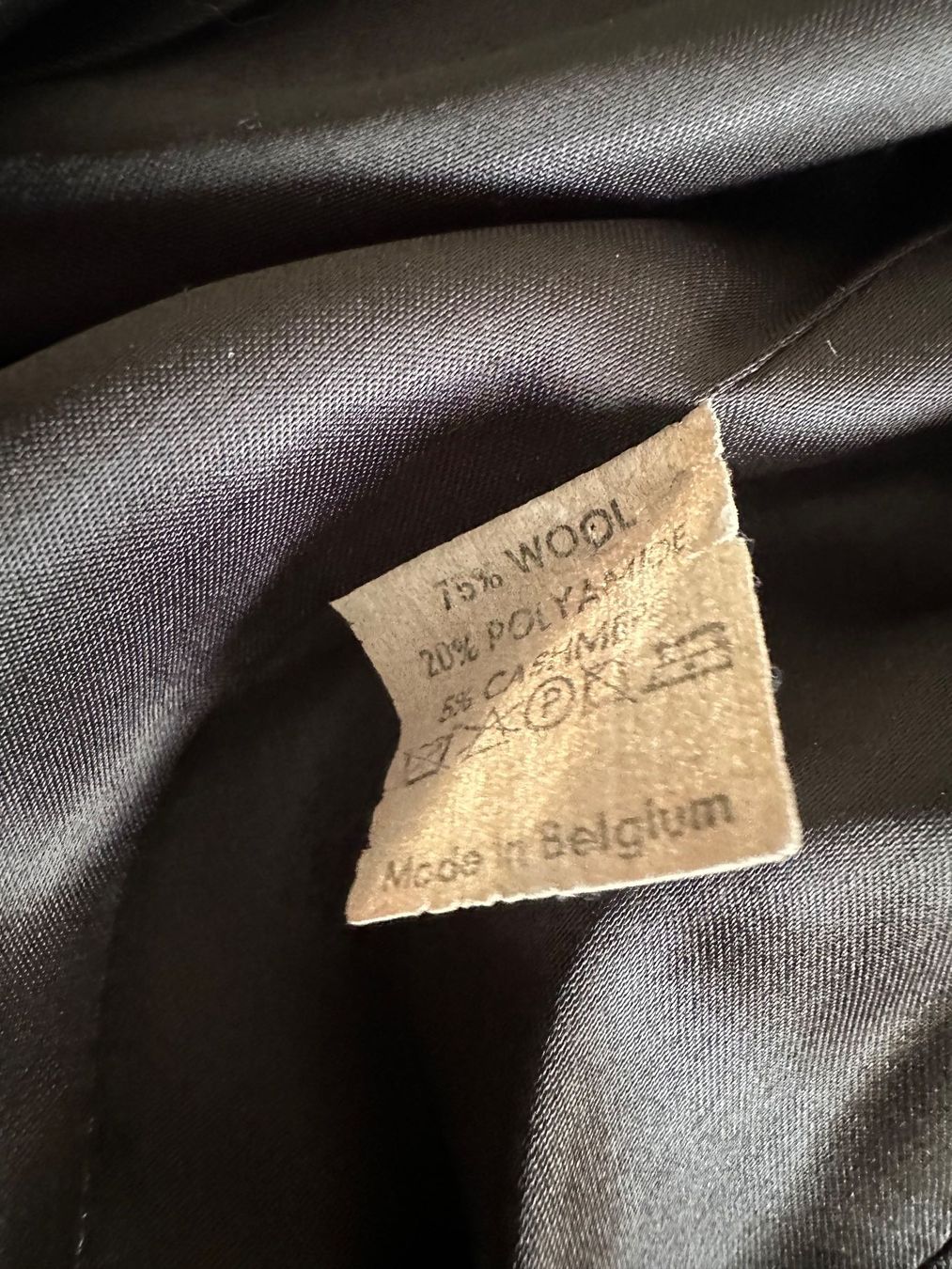 Dries Van Noten Cappotti: Dries van Noten black wool coat size L – Usato da Lausanne venduto da kuroneko86 5