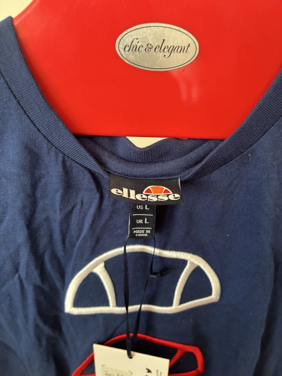 Ellesse T-shirt: Ellesse T-shirt – Usato da Zürich venduto da Niklaus97 1