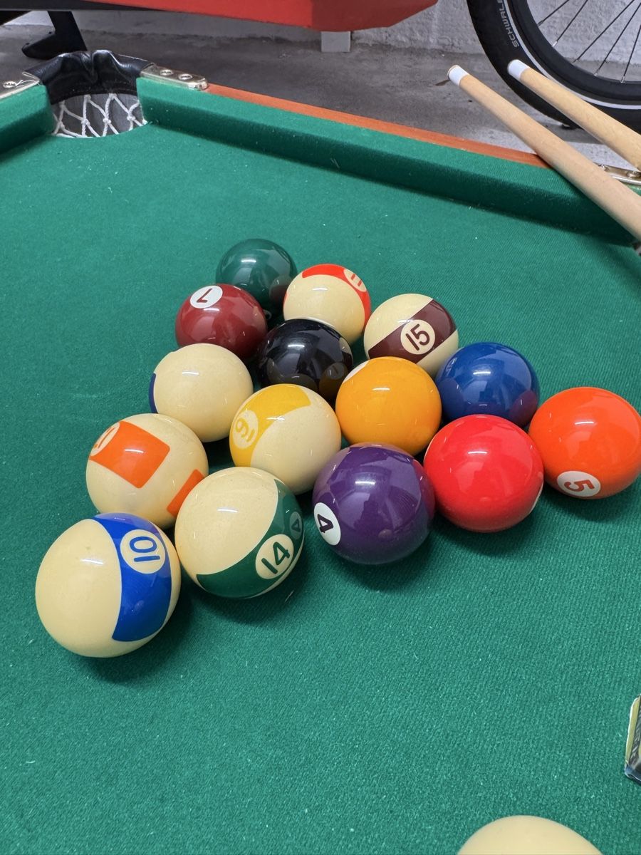 Billiardtische: Mini Billardtisch mit Zubehör! – Gebraucht aus Bern von springtime93 2