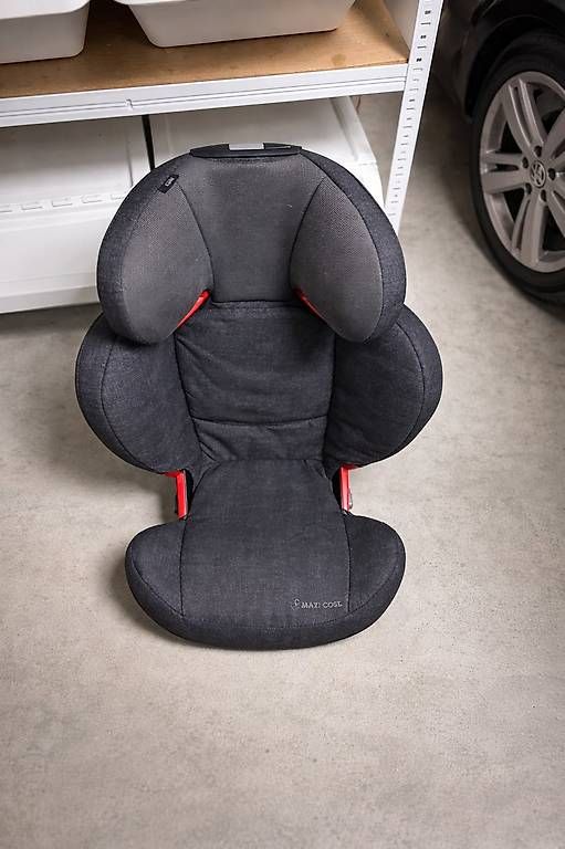 Seggiolini per auto: Maxi-Cosi Rodifix Airprotect – Usato da Wetzikon ZH venduto da touchmedia