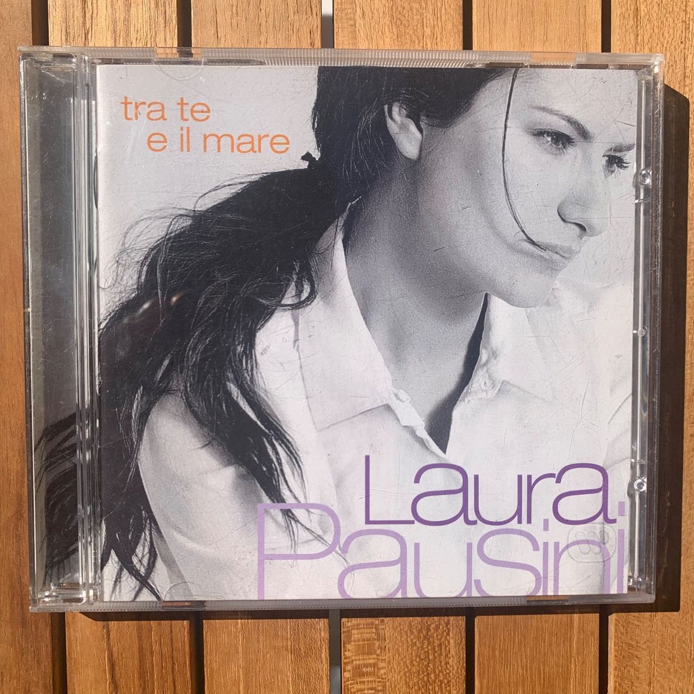 CDs: CD Laura Pausini | Tra te e il mare – Gebraucht aus Zofingen von SwissMercator