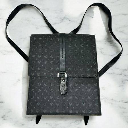 Superbe sac à dos urbain POLLINI avec détails en cuir noir