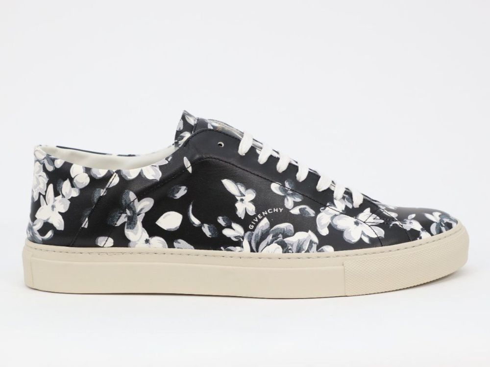 Givenchy Scarpe da uomo: GIVENCHY Sneaker Herren, Gr. 43 – Nuovo e nell'imballaggio originale da Zollikofen venduto da oOAROo