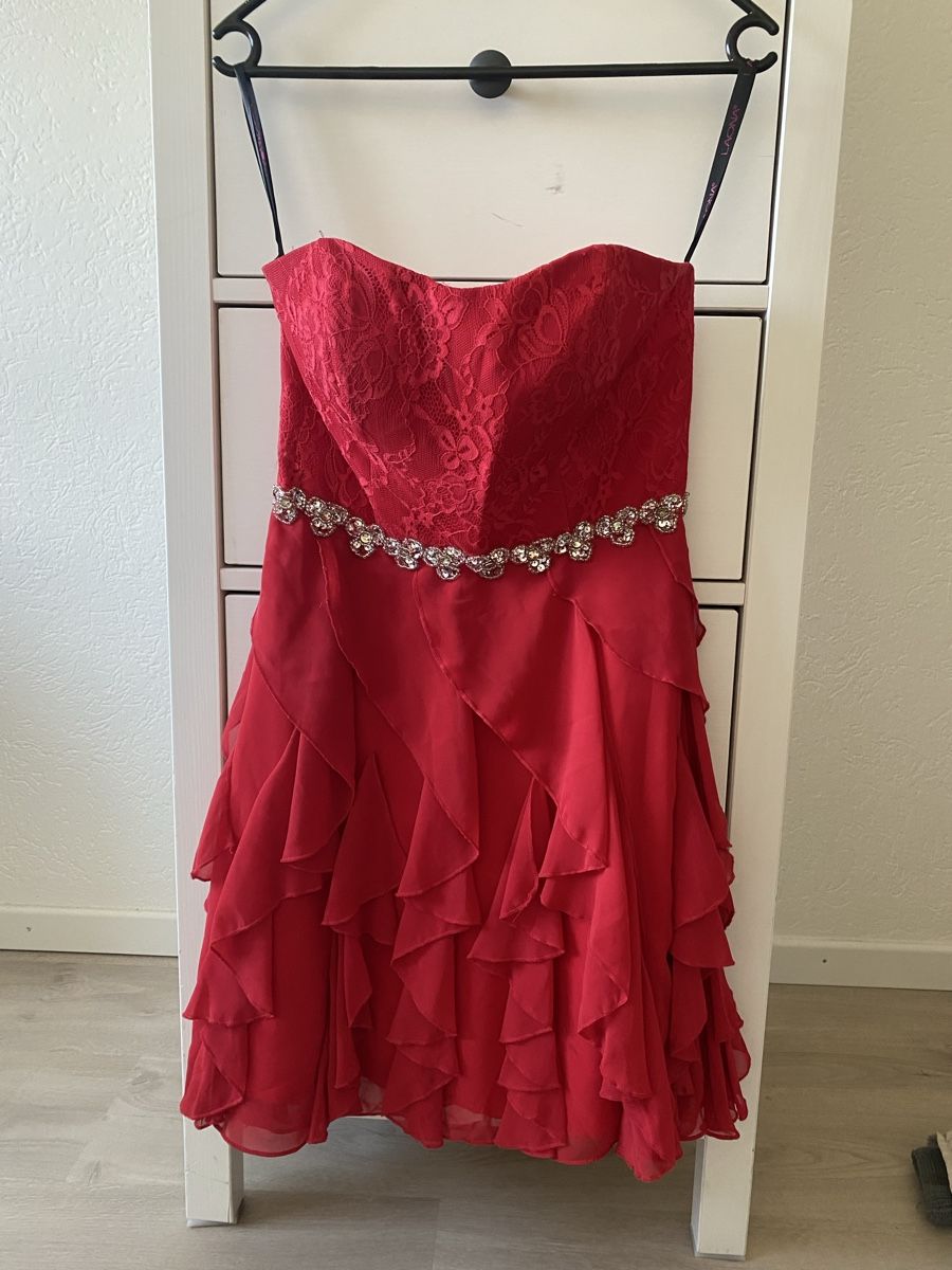 Vestiti: Ballkleid rot – Usato da Berikon venduto da cel_88c6
