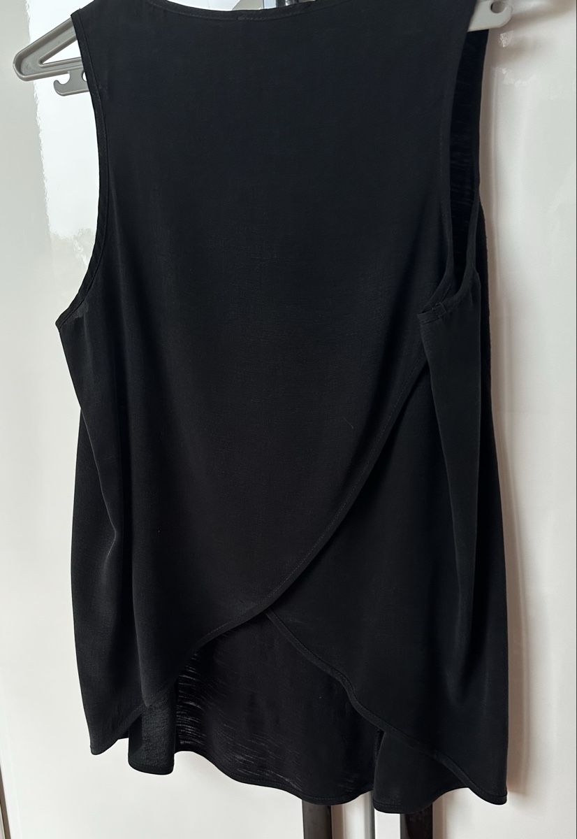 Sisley Top: Top in misto cotone e viscosa Sisley – Usato da Castel San Pietro venduto da Moregi 4