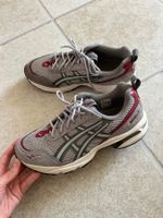 Baskets asics gel 1090v2  (Pointure 39,5, 25 cm)