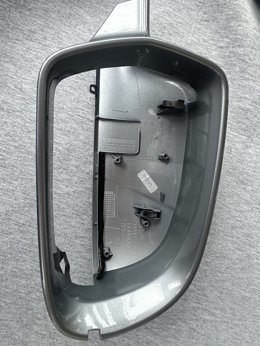 Alle Autoersatzteile: Audi A5 - Coques de rétroviseur avec Side Assist – Gebraucht aus Vésenaz von pgo_l6rl 3