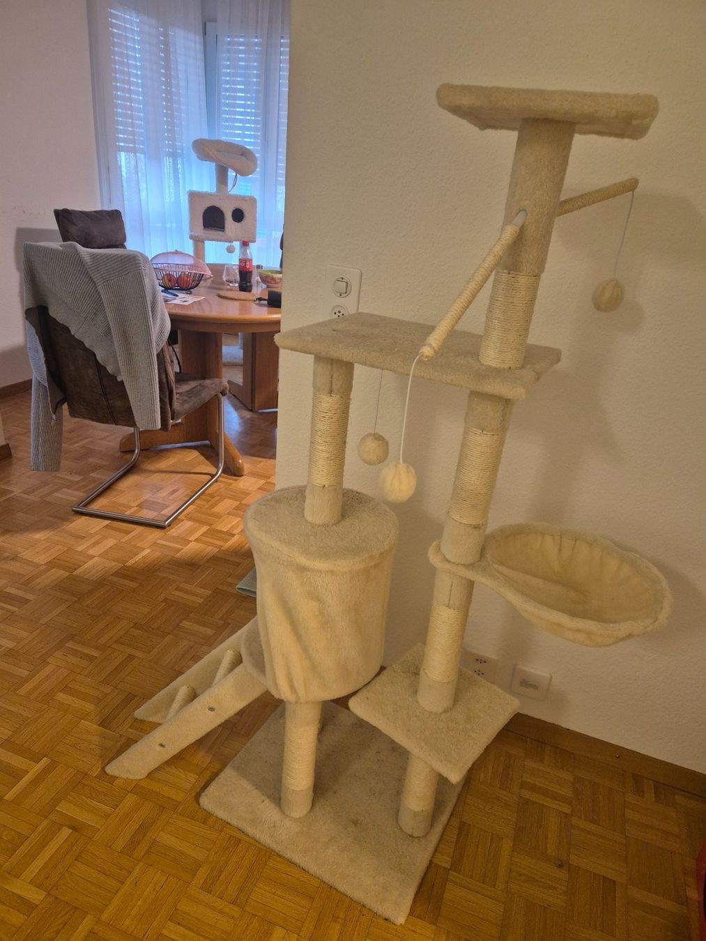 Arbres à chats: Katzenbaum – D'occasion à RIEHEN par kad_v6rf 1
