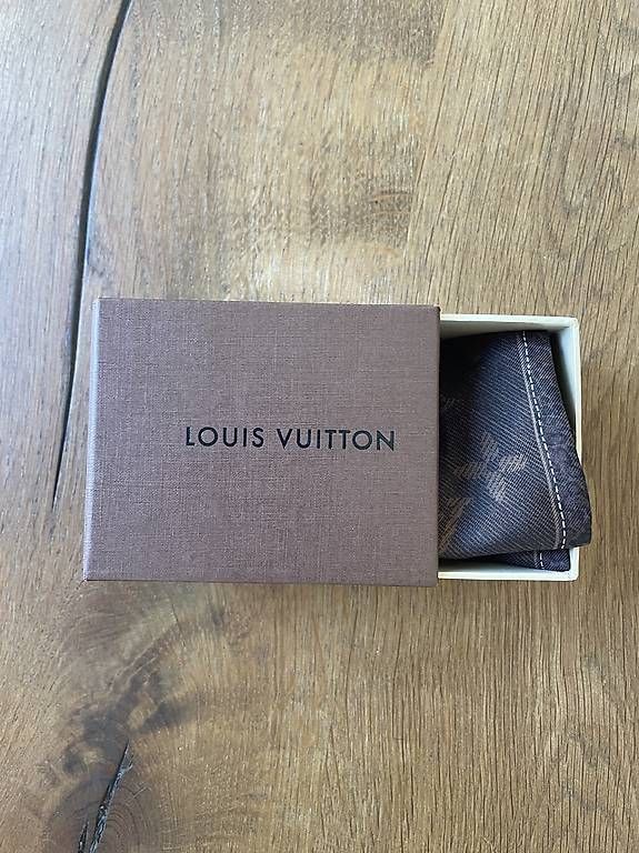 Foulard & Sciarpe: Twilly Louis Vuitton  – Usato da Camorino venduto da giu_spa89 3