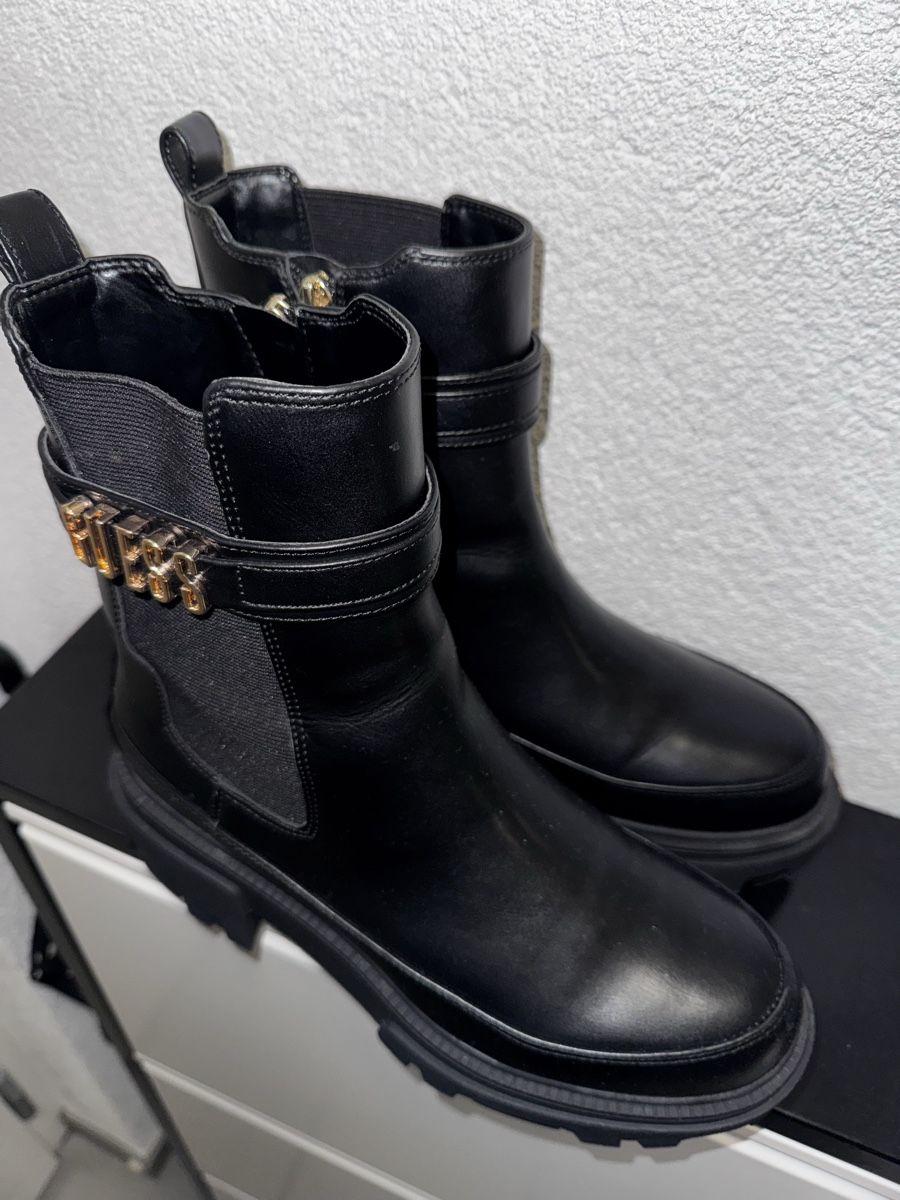 Guess Damenschuhe: Guess Schuhe gr39 – Neu (gemäss Beschreibung) aus Weite von Quarantino 1