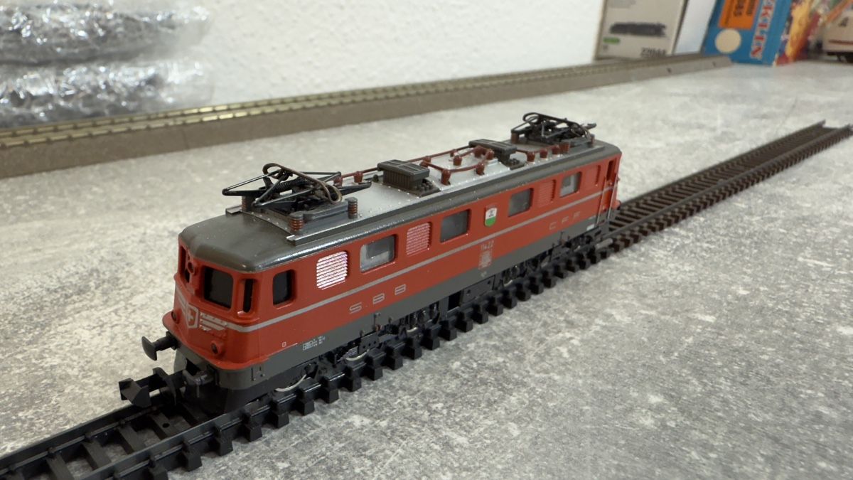 Trix Modellini di ferrovie: Minitrix Ae 6/6 11422 Spur N – Nuovo (secondo la descrizione) da Schlieren venduto da rat_lq6b