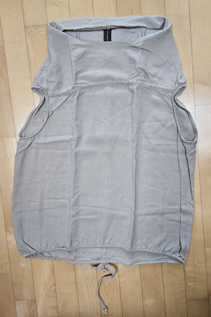 Rick Owens Camicette: Rick Owens Seidenbluse, Gr.38, Farbe Pearl – Usato da St. Gallen venduto da AnBau 1