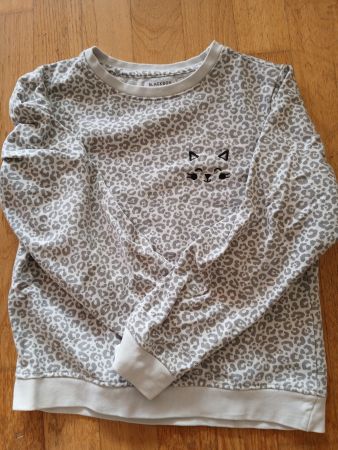 Pullover Grösse 140