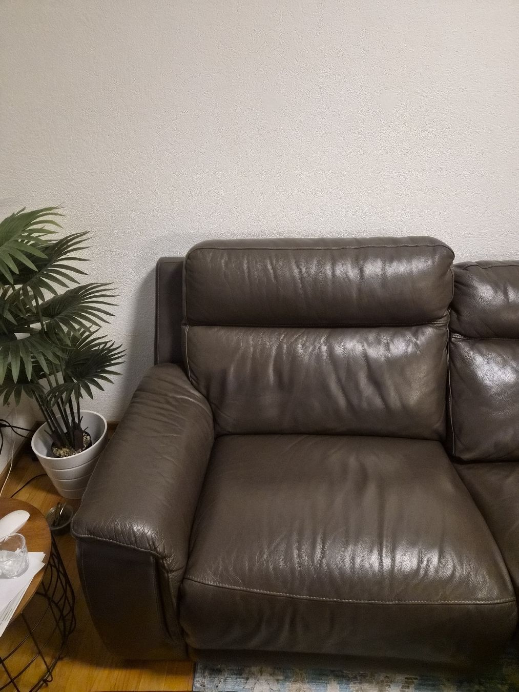 Sofas: Louvre Sofas Echtleder – Gebraucht aus Neuendorf von Sommer.2021 3