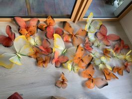 Dekoration Schmetterlinge rot-orange-gelb div Grössen 35 St.