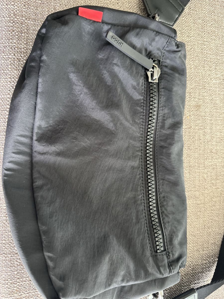 Hugo Boss Borse: Hugo Boss crossbody – Usato da Lugano venduto da fla_gk6h 1