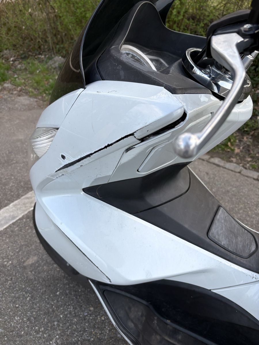 Honda Scooters: Honda PCX 125ccm – Gebraucht aus Zürich von the_tht5 6