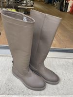 Bottes Zara couleur taupe taille 39 état neuf avec étiquette