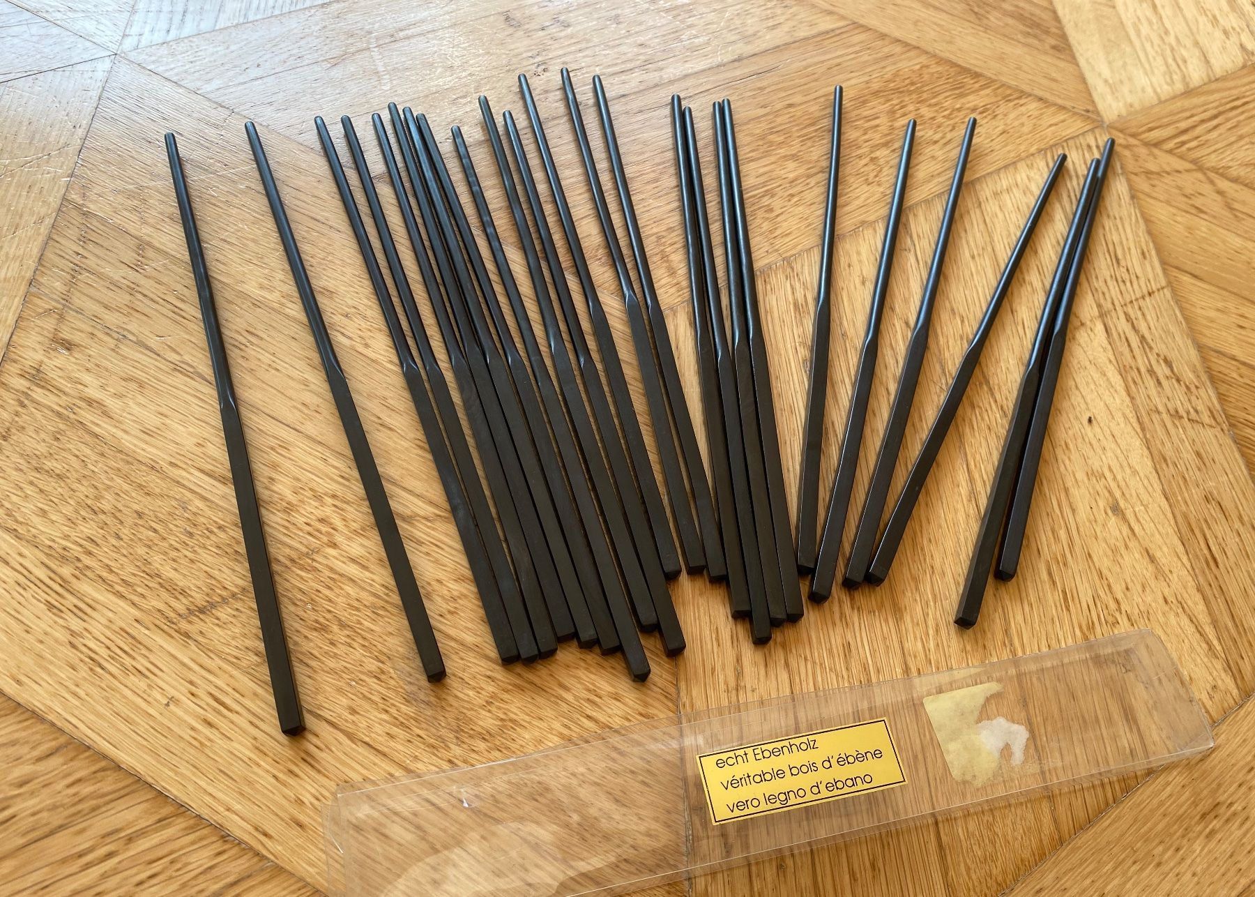 Set di posate: Essstäbchen Eiszange Ebenholz Eben Holz Löffel Gabel – Nuovo (secondo la descrizione) da Dottikon venduto da 6571 1