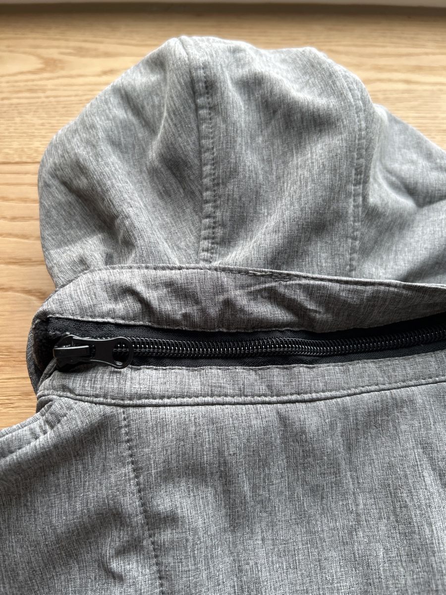 Vestes: Jacke – Neuf (Voir description) à Kirchberg SG par irirob 7