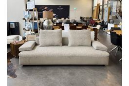 Desiree Sofa Glow In Aussteller