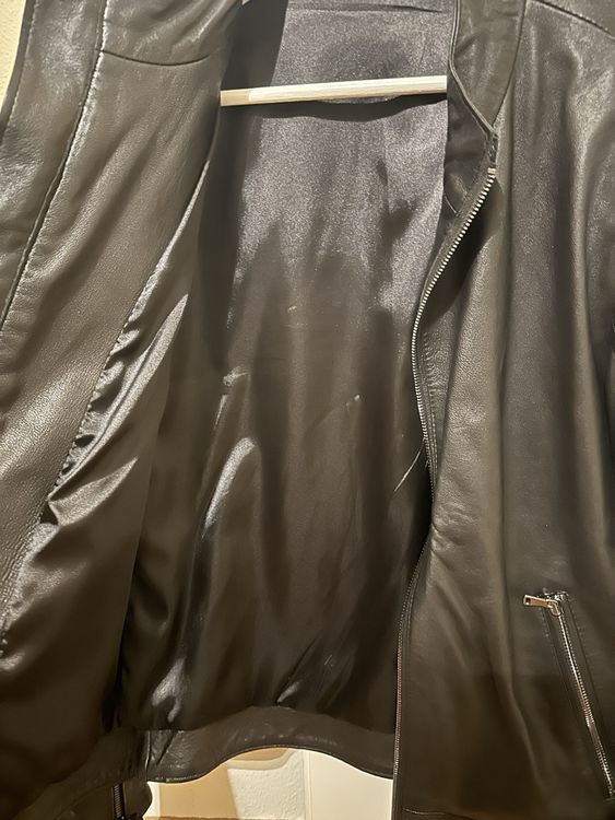 Giacche: Veste en cuir noir – Usato da pully venduto da asi_w6gl 1