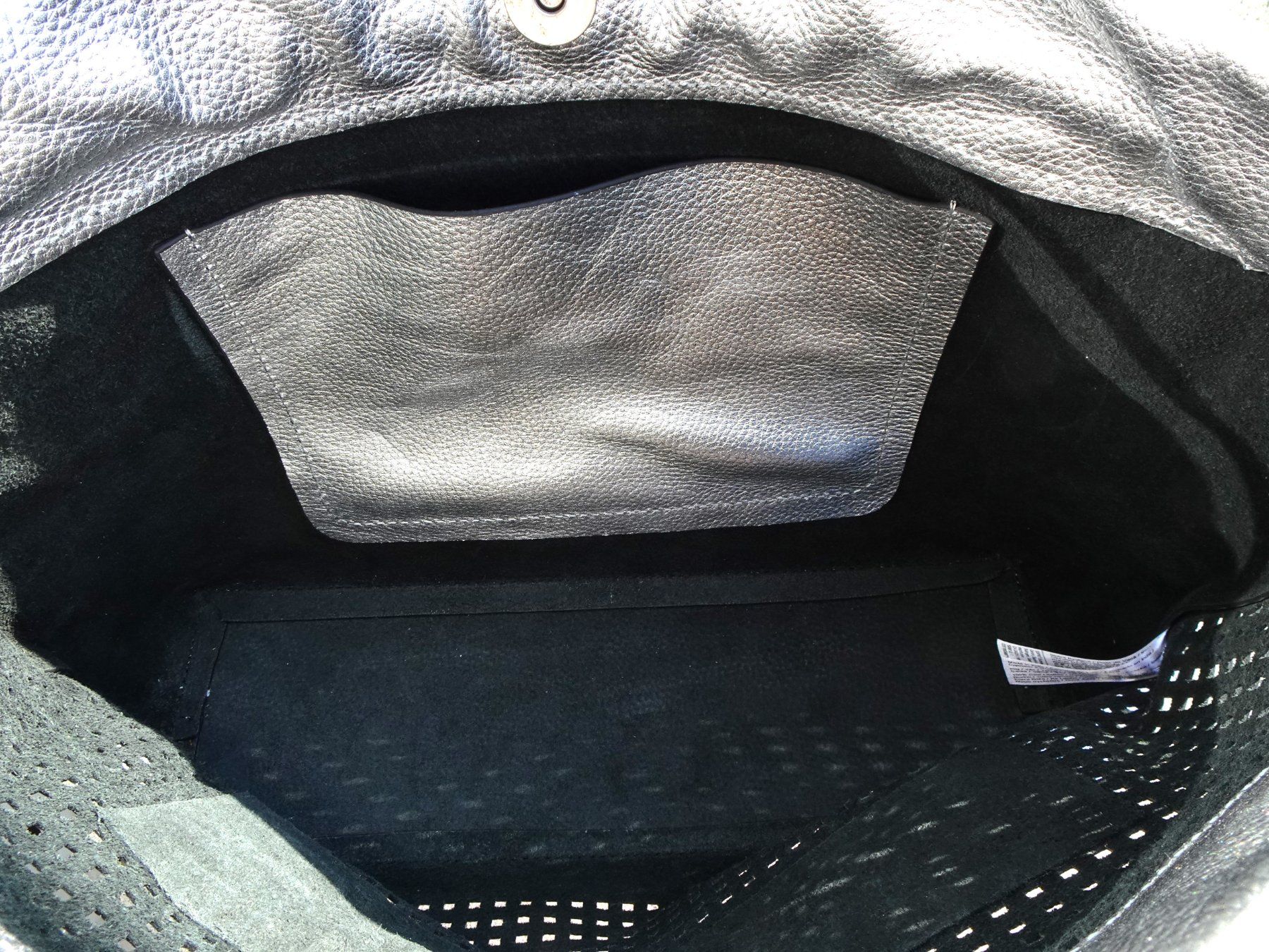 Esprit Borse da donna: Esprit Umhängetasche silber Leder Tasche – Usato da Winterthur venduto da blumeblau77 8