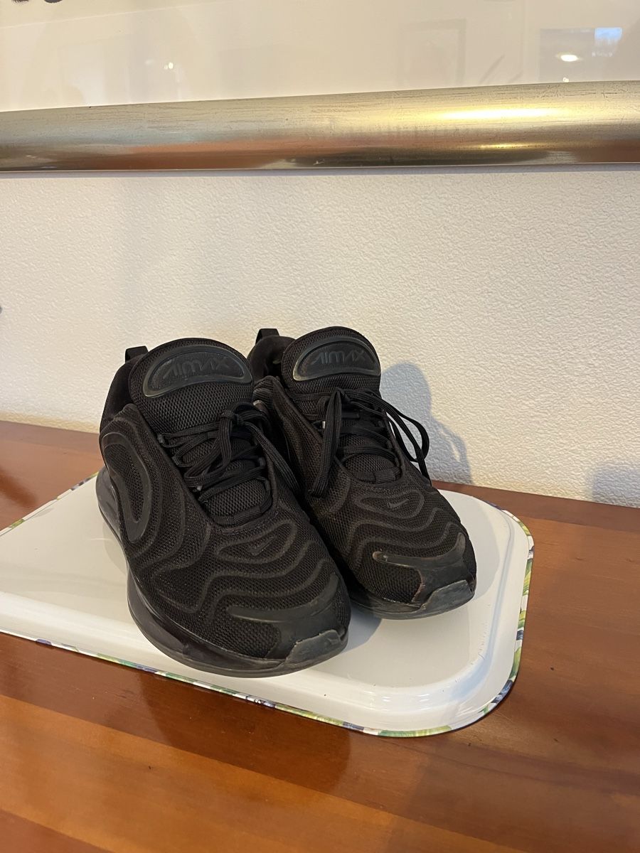 Nike Scarpe da uomo: Nike Air Max 720 Taille 42.5 – Usato da etagnières venduto da isoz01 1