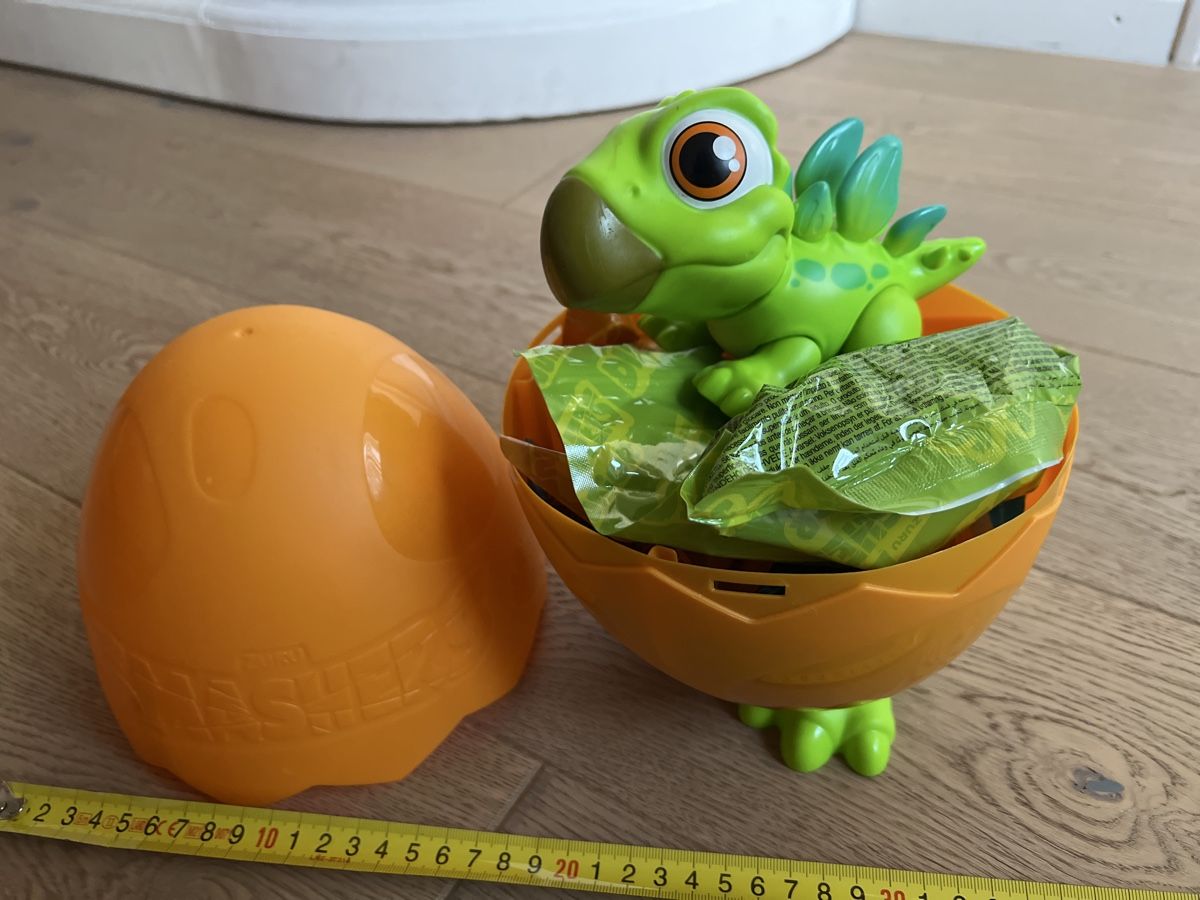 Spielzeuge: Smashers Dino Ei Knete noch schön weich – Gebraucht aus Oensingen von katepe 4