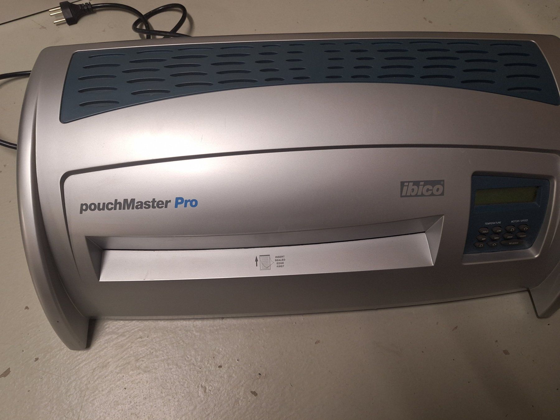 Macchine laminatrici: Ibico Pouchmaster Pro professionelles Laminiergerät – Usato da Untervaz venduto da Zollhaus1