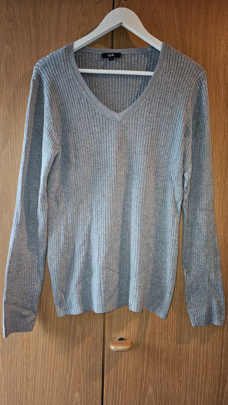 C&A Maglioni & Felpe: Pullover C&A schönes Grau, Rippstrick Grösse XL – Usato da Arbon venduto da Flyaway8