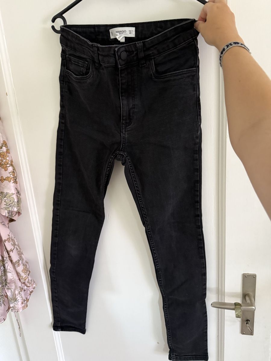 Mango Jeans: Mango Röhrlijeans – Gebraucht aus Bern von lin_szz2