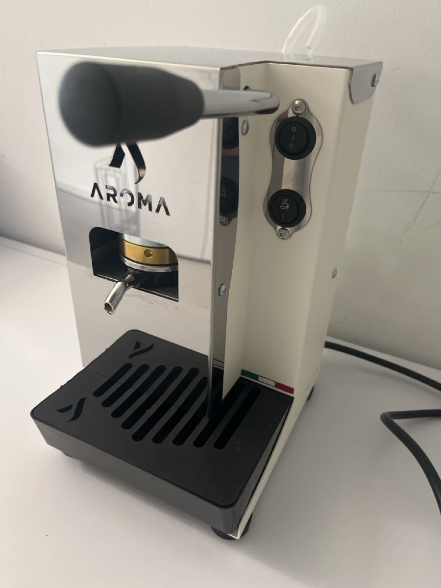 Macchine per caffè & Macchine per espresso: Aroma Espressomaschine plus 35 Pads/Garantie 2031! – Nuovo (secondo la descrizione) da Neerach venduto da Muki_1981