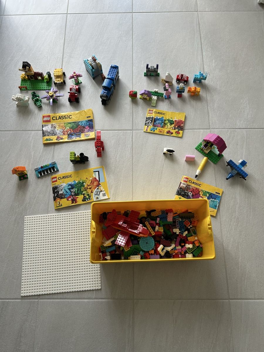 Lego Giocattoli: LEGO Classic Set mit Box, Bauanleitungen & Figuren – Usato da Rikon im Tösstal venduto da s_tenz