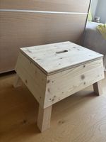 Holzschemel