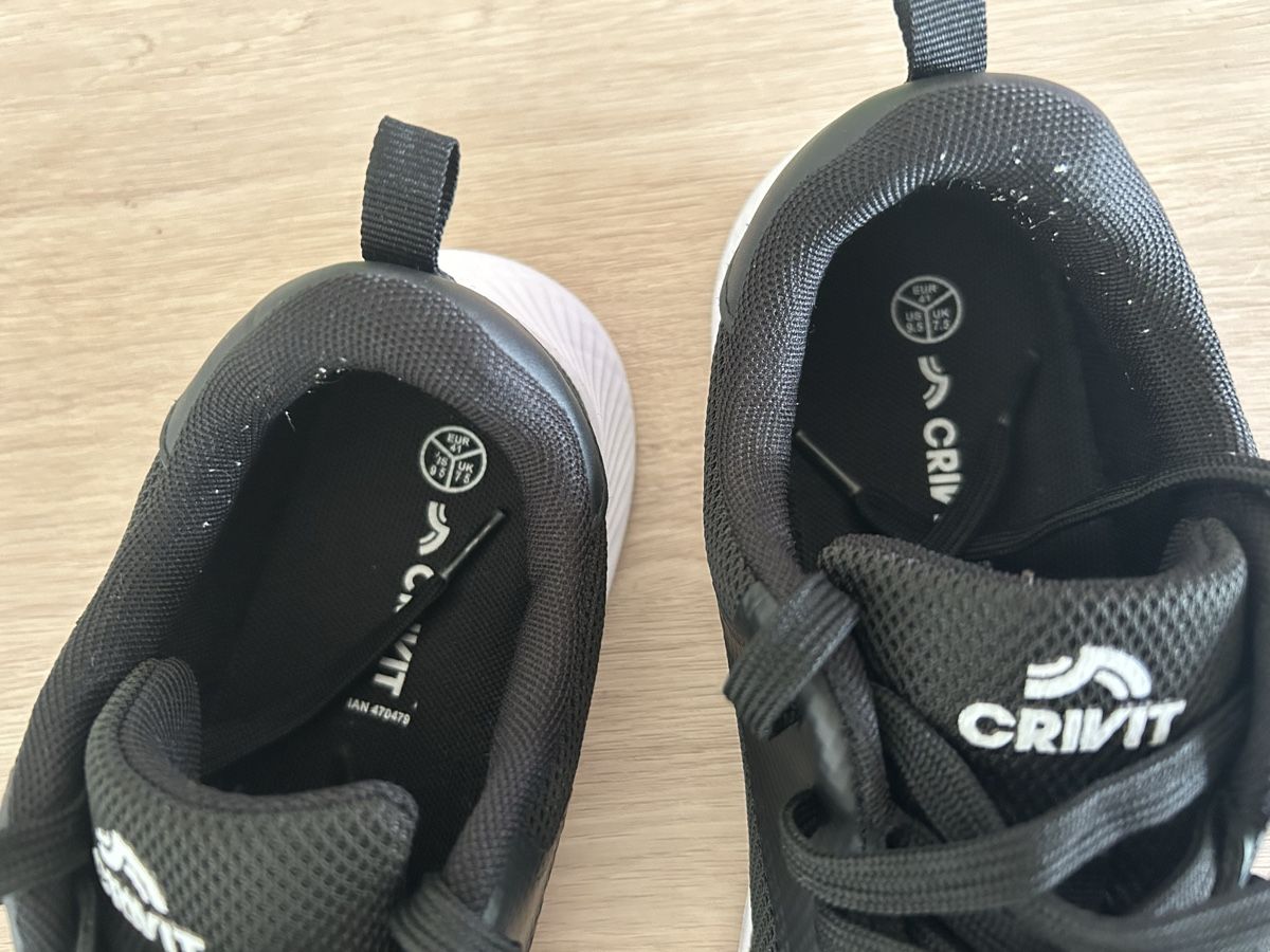 Scarpe da uomo: Turnschuhe Gr. 41 Schwarz Leicht + Bequem – Usato da St. Gallen venduto da MoMaMu12 2