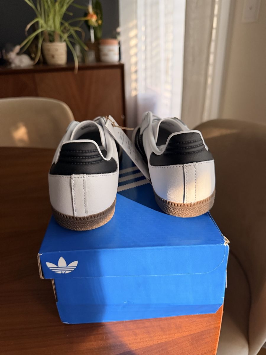 Adidas Scarpe da uomo: Adidas Samba Original Taille 37,5 – Nuovo e nell'imballaggio originale da Le Lignon venduto da Ana2831 2