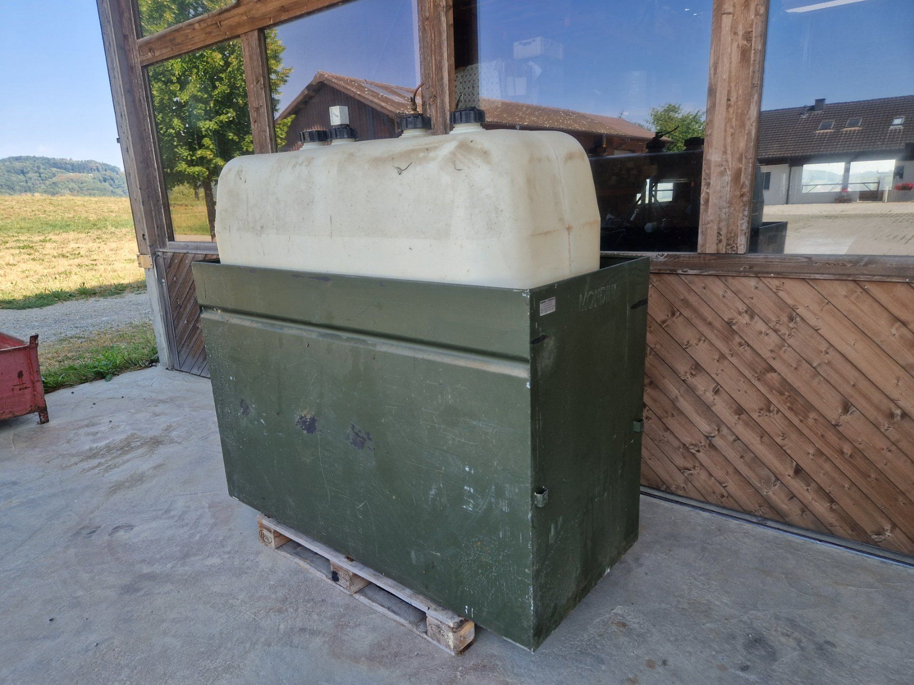 Autres accessoires p. véhicule: 1500l Heizöltank Dieseltank – D'occasion à Lommis par paha03 1