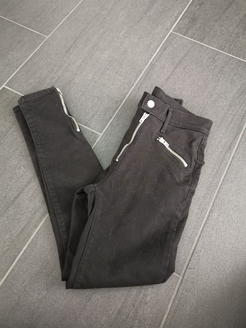 Levi's Pantaloni: Neue Levi's Damenhose – Nuovo e nell'imballaggio originale da Matzendorf venduto da hauli2 1