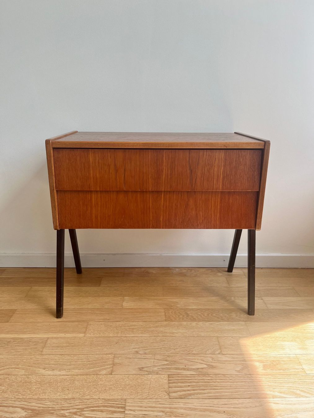 Cassettiere: Mid Century Kommode – Usato da Zürich venduto da matador12 1