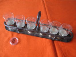Likör, Schnapsgläser mit Halterung