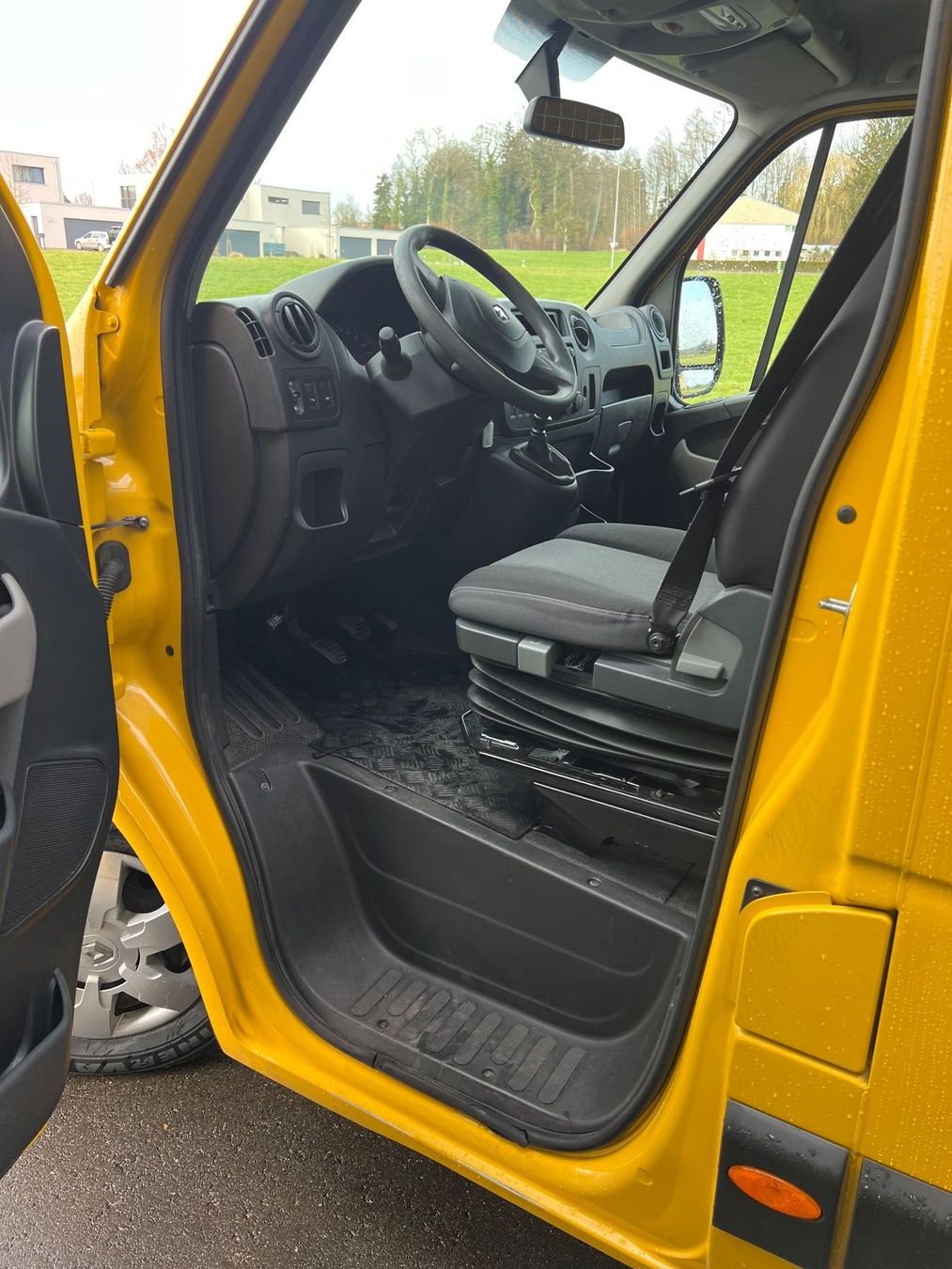 Renault Nutzfahrzeuge: Renault Master T35 L3H2 130PS – Gebraucht aus Erlen von 122928 7