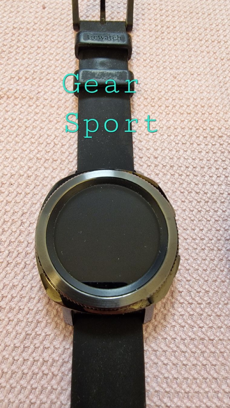 Samsung Smartwatch: 3 x Samsung Smartwatch  – Usato da Kehrsatz venduto da MyShoppy 6