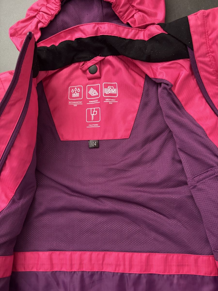Lotti & Set di vestiti: Jacken und Regenhose Grösse 104 – Usato da Niederwangen b. Bern venduto da muidop 4